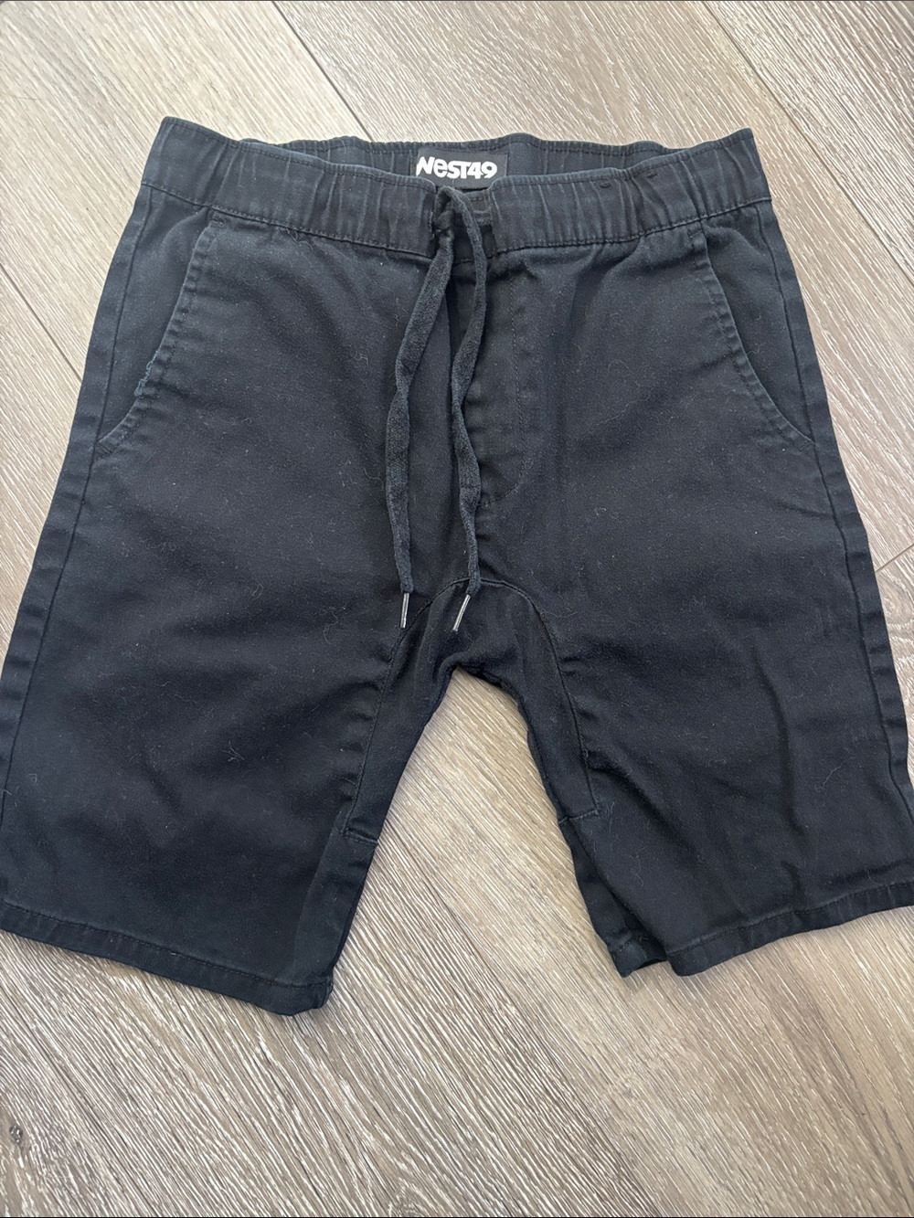 NEST Fragrances Men’s Black Elastic Waist Athletic Shorts